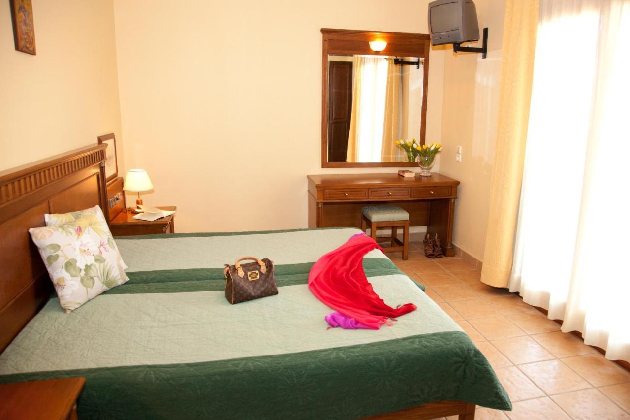 Mylos Hotel Apartments (Adults Only) 플라타니아스 외부 사진